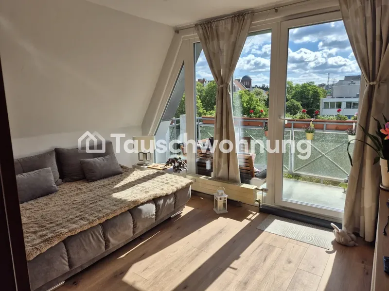 Tauschwohnung: 2 Zimmer Dachgeschoss Wohnung in ruhiger Lage — photo 1